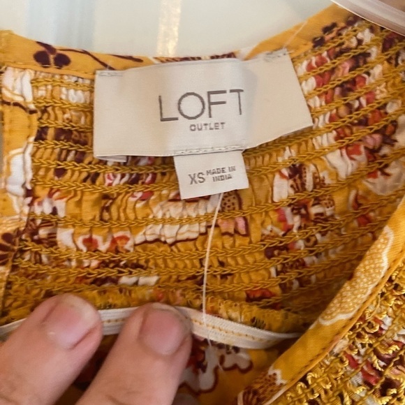 Loft Smocked shirt size XS EUC - Picture 2 of 6